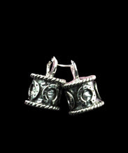 Load image into Gallery viewer, Sterling Silver Hammer Horseshoe Rustic End Cap - Elegant Elements By Kelly