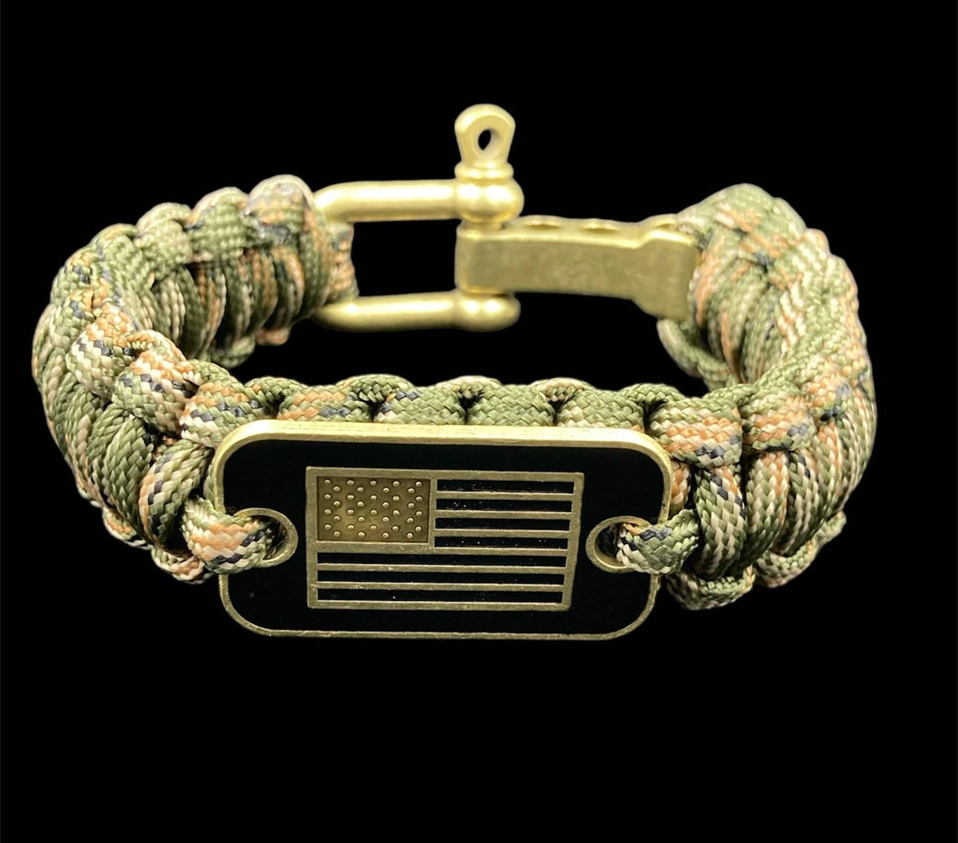 Men’s Green Paracord Camouflage Warrior Bracelet With Black Flag - Elegant Elements By Kelly