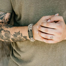 Load image into Gallery viewer, Men&#39;s Camo Paracord Bronze Flag Bracelet
