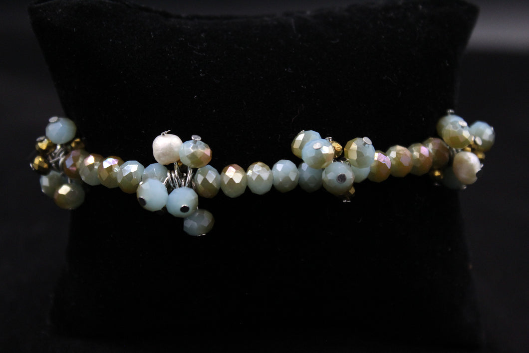 Turquoise Glass Cluster Bracelet