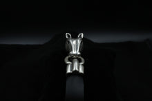 Load image into Gallery viewer, Large Horse-Head Silver Pewter Black Leather Bracelet
